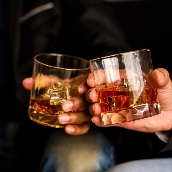 Whisky Tasting Frankfurt am Main (8 High End Sorten), mydays Erlebnisgutschein, als PDF ausdruckbar oder Versand mit Geschenkverpackung