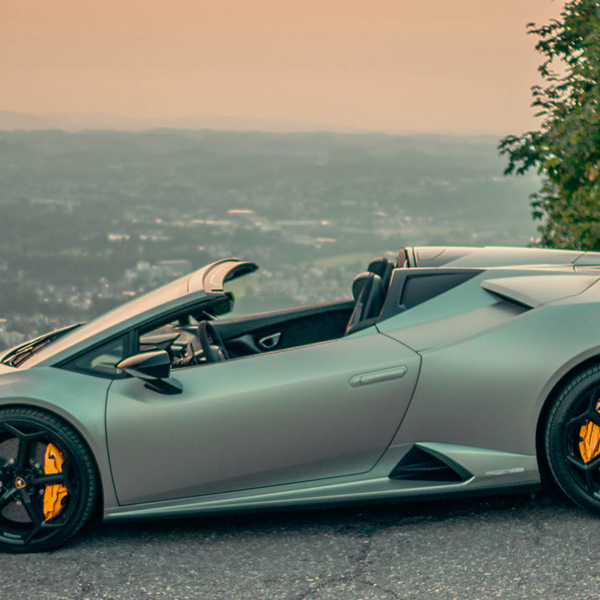 Lamborghini Huracan Evo Spyder fahren Widnau (3 Std.), mydays Erlebnisgutschein, als PDF ausdruckbar oder Versand mit Geschenkverpackung