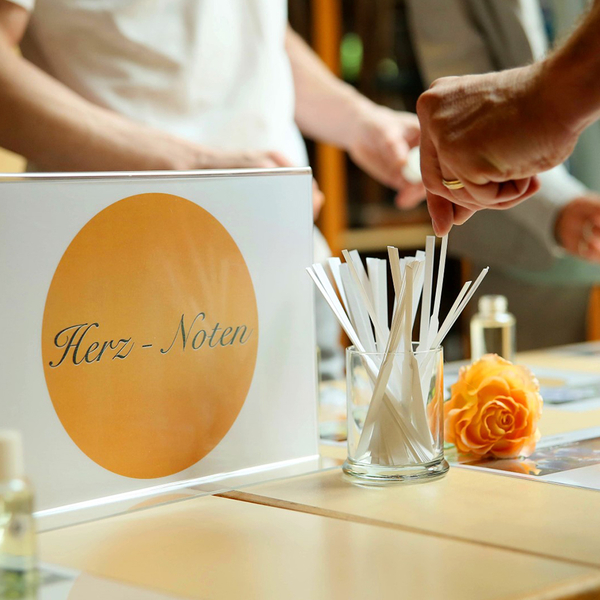 Parfüm selber machen in Essen, mydays Erlebnisgutschein, als PDF ausdruckbar oder Versand mit Geschenkverpackung