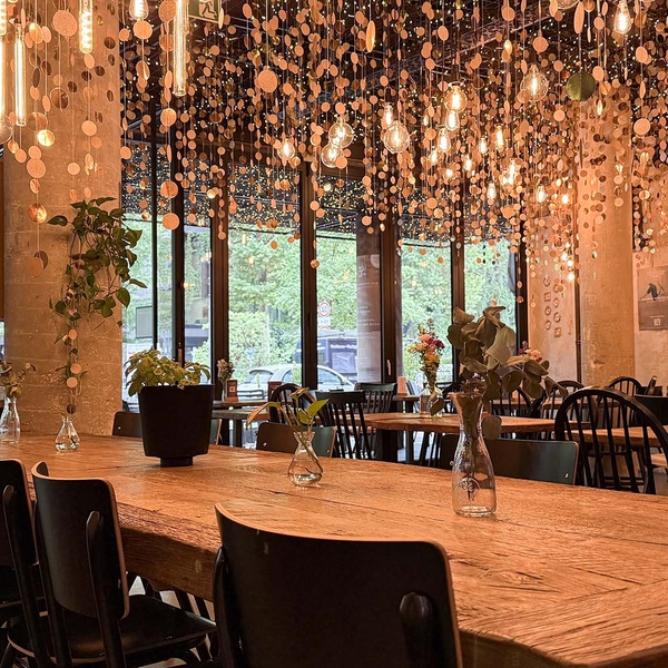 Erlebnisdinner Stuttgart für 2 (vegan), mydays Erlebnisgutschein, als PDF ausdruckbar oder Versand mit Geschenkverpackung