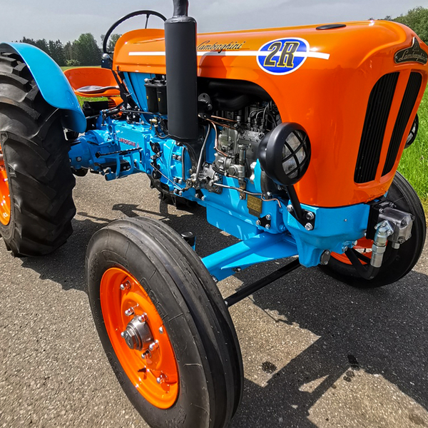 Lamborghini Traktor fahren Sindelfingen (Sonnenaufgang), mydays Erlebnisgutschein, als PDF ausdruckbar oder Versand mit Geschenkverpackung