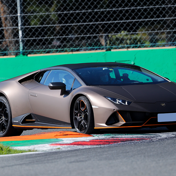 Lamborghini Huracán Evo fahren Red Bull Ring (2 Rdn.), mydays Erlebnisgutschein, als PDF ausdruckbar oder Versand mit Geschenkverpackung