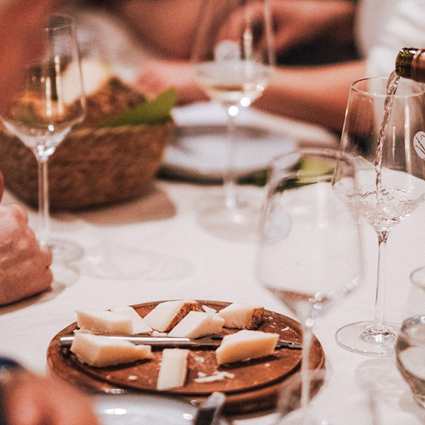 Wein & Käse Tasting Frankfurt, mydays Erlebnisgutschein, als PDF ausdruckbar oder Versand mit Geschenkverpackung