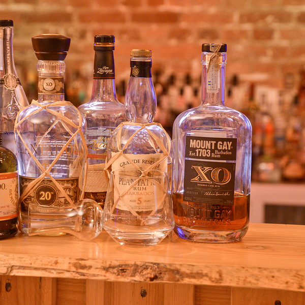 Rum Tasting in Frankfurt am Main, mydays Erlebnisgutschein, als PDF ausdruckbar oder Versand mit Geschenkverpackung