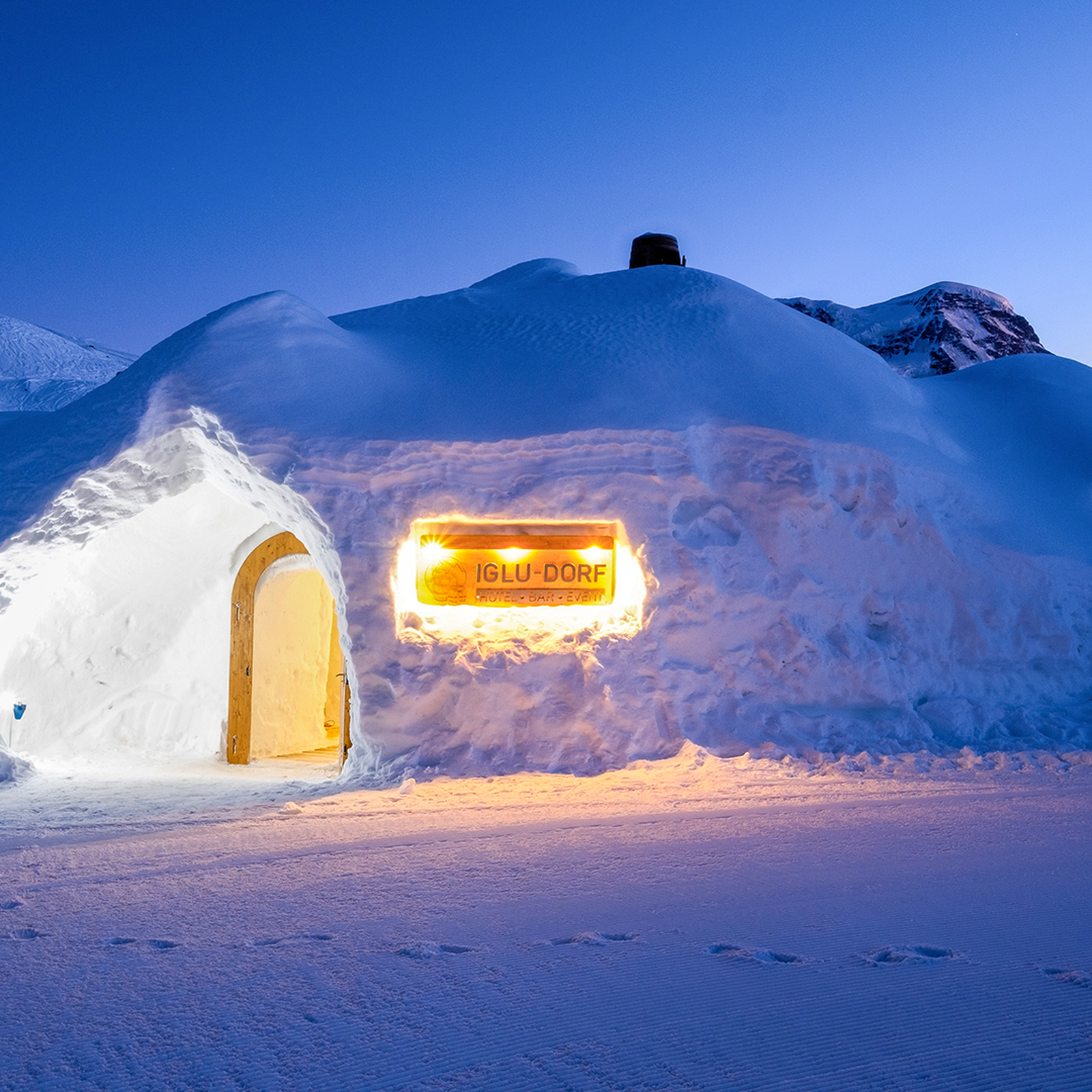 Übernachtung im Romantik-Iglu Zermatt für 2 (1 Nacht), mydays Erlebnisgutschein, als PDF ausdruckbar oder Versand mit Geschenkverpackung