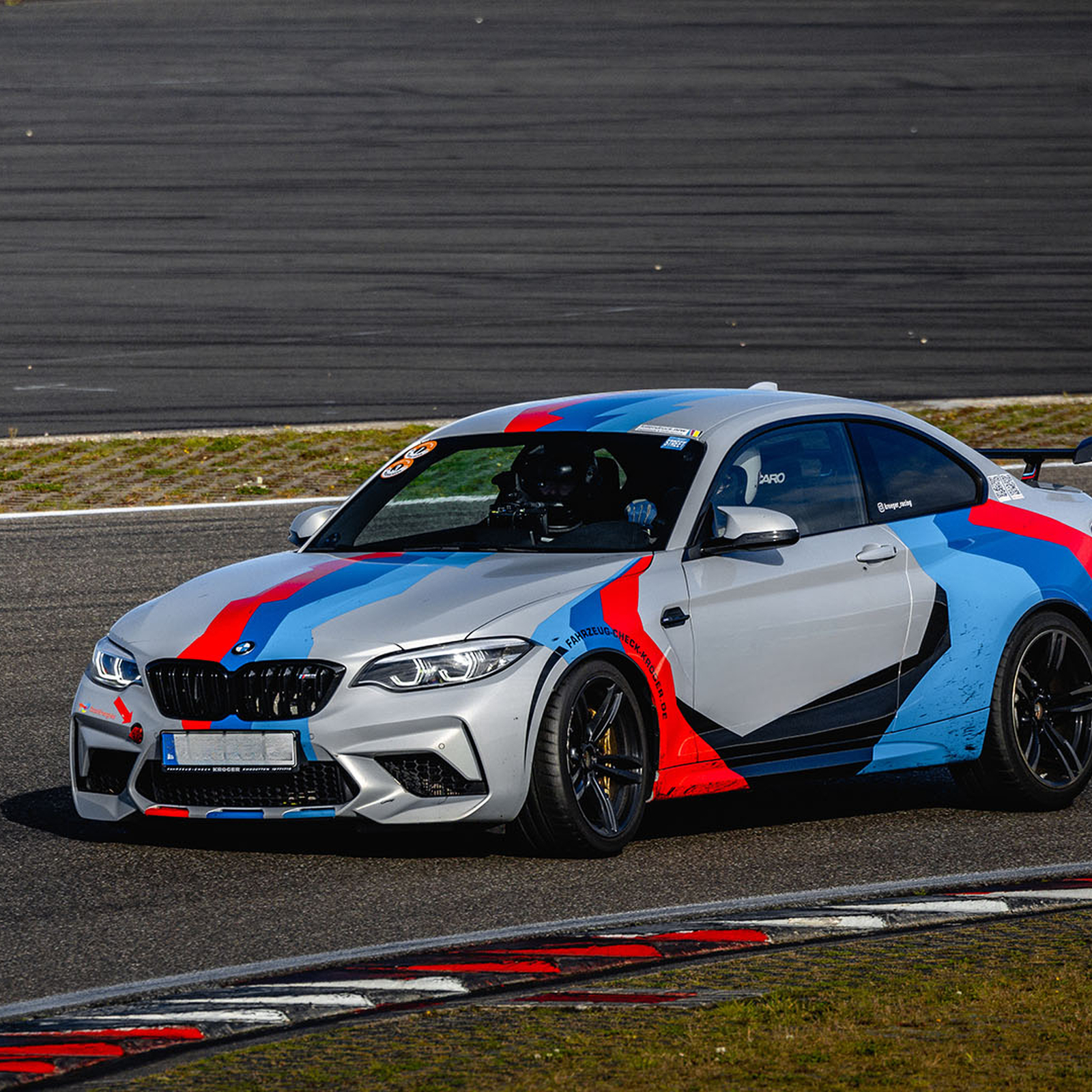 Renntaxi BMW M2 Competition Nürburgring GP, mydays Erlebnisgutschein, als PDF ausdruckbar oder Versand mit Geschenkverpackung