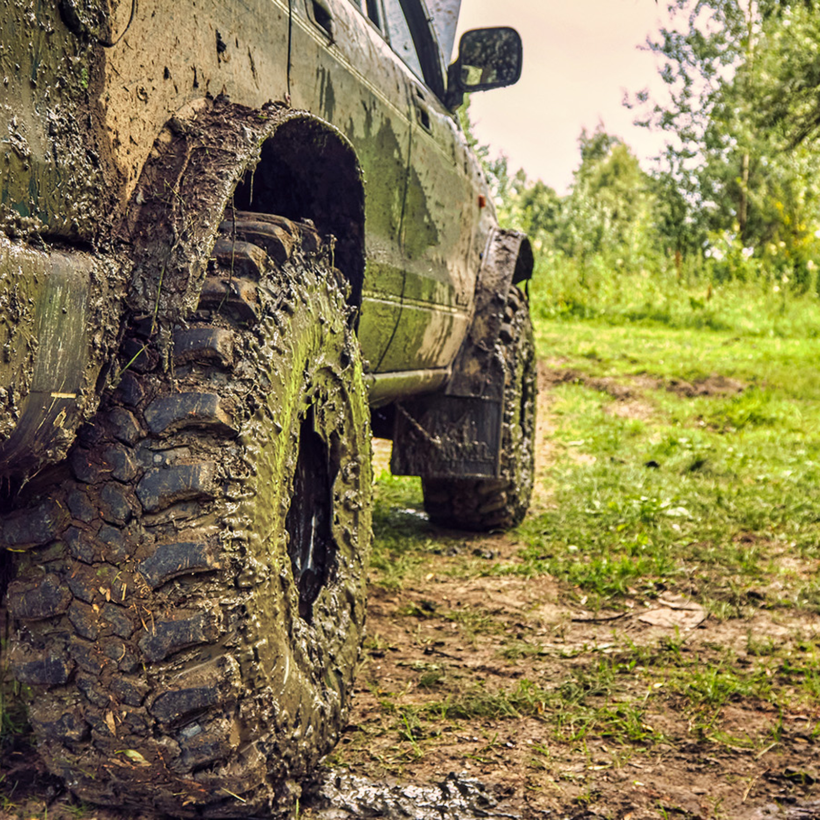 Hummer H1 offroad fahren Stadtoldendorf (60 min), mydays Erlebnisgutschein, als PDF ausdruckbar oder Versand mit Geschenkverpackung
