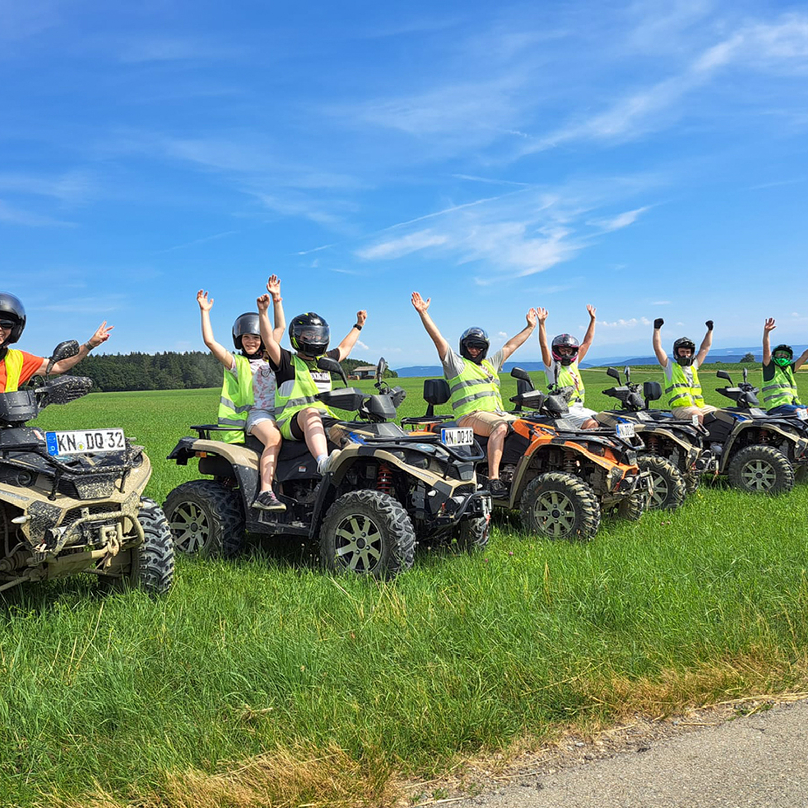 Quad Tour Hegau, mydays Erlebnisgutschein, als PDF ausdruckbar oder Versand mit Geschenkverpackung