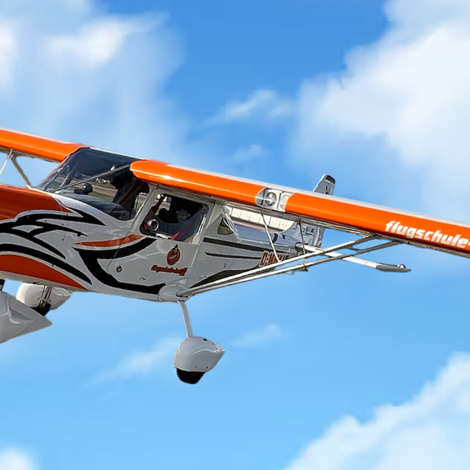 Flugzeug Rundflug Magdeburg (2,5 Std.), mydays Erlebnisgutschein, als PDF ausdruckbar oder Versand mit Geschenkverpackung