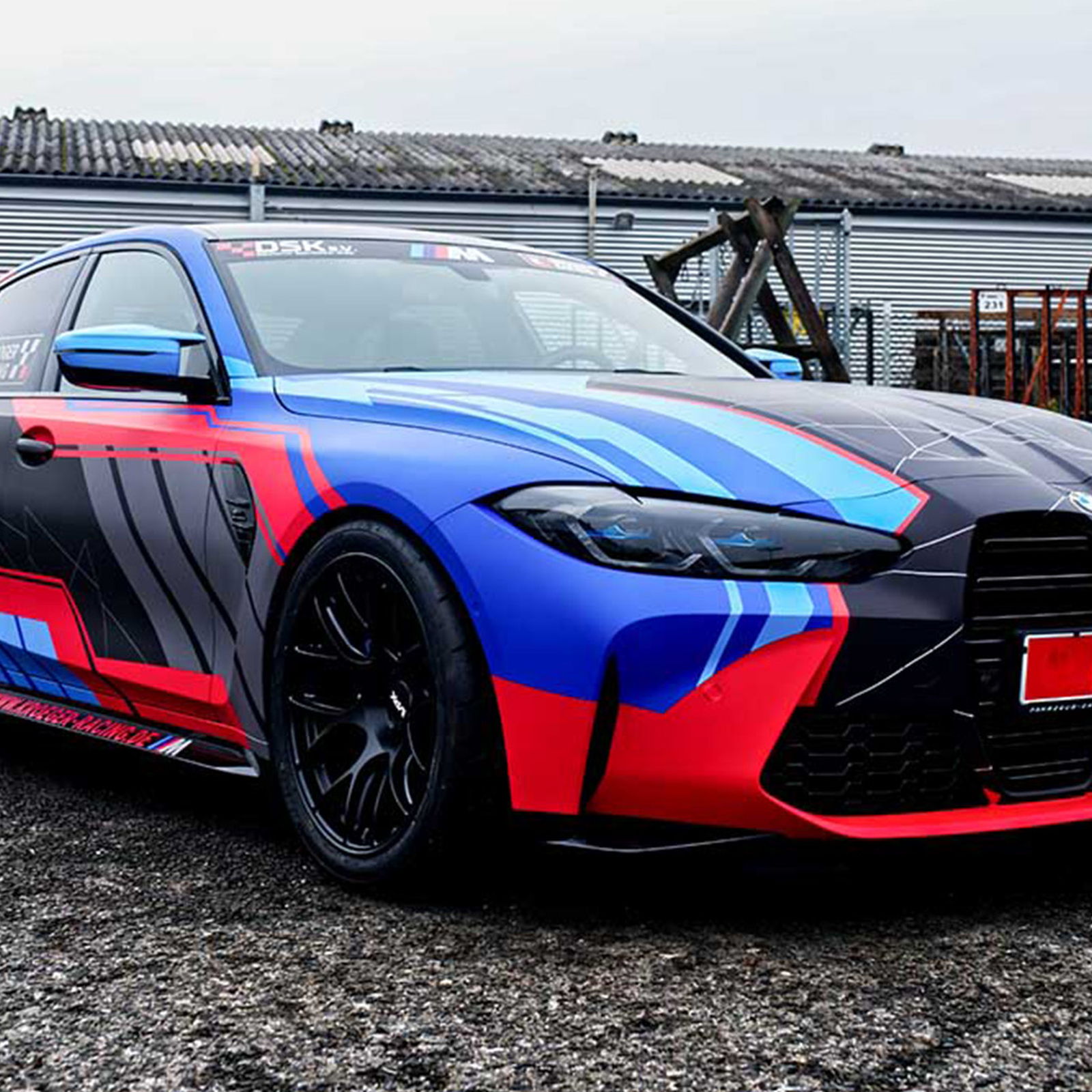 Renntaxi BMW M3 (für bis zu 3 Personen) Nürburgring-Nordschleife, mydays Erlebnisgutschein, als PDF ausdruckbar oder Versand mit Geschenkverpackung
