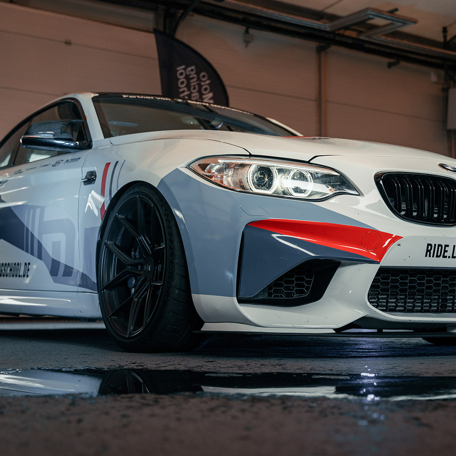 Renntaxifahrt BMW M2 Competition Oberlungwitz, mydays Erlebnisgutschein, als PDF ausdruckbar oder Versand mit Geschenkverpackung