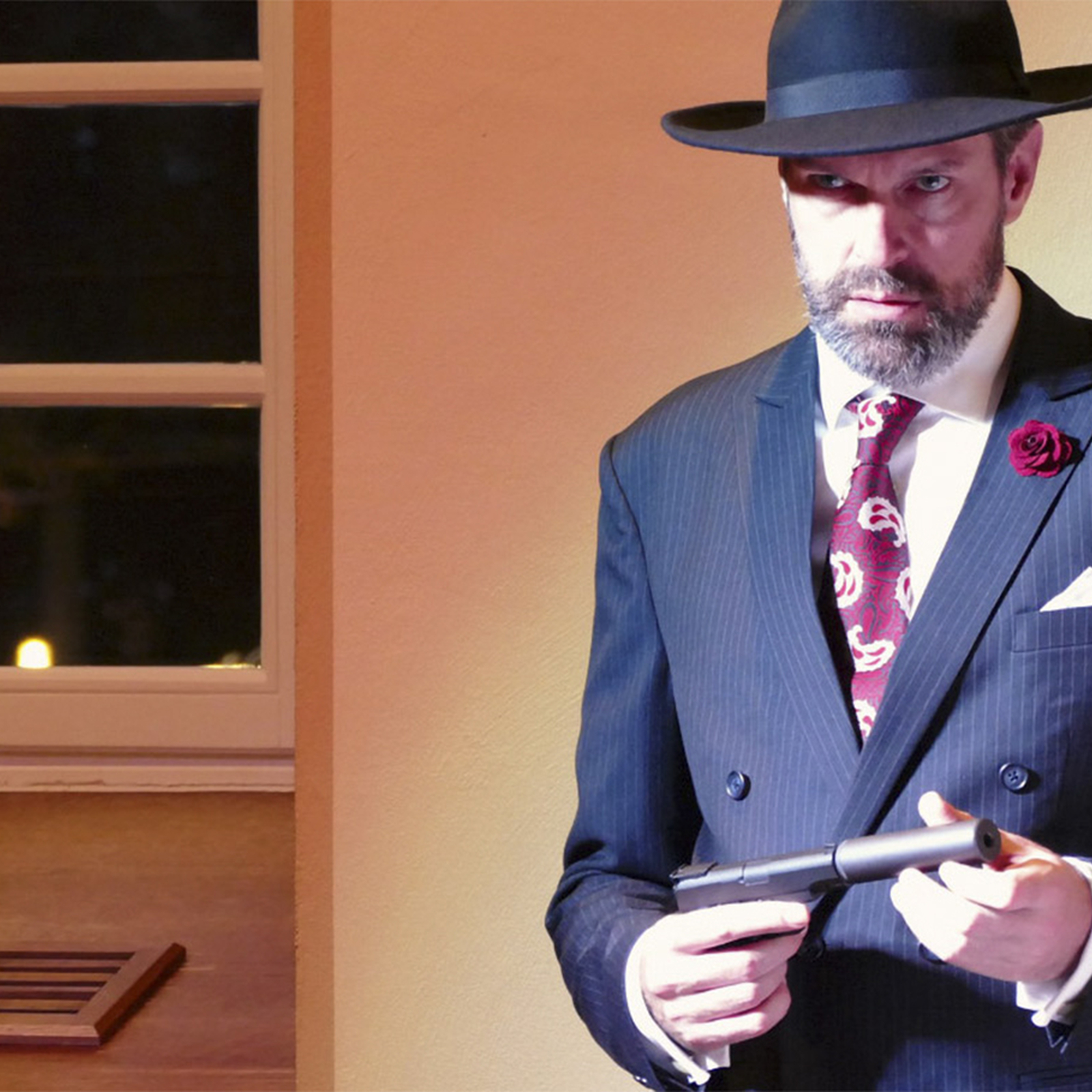 Dine & Crime Bad Tölz, mydays Erlebnisgutschein, als PDF ausdruckbar oder Versand mit Geschenkverpackung