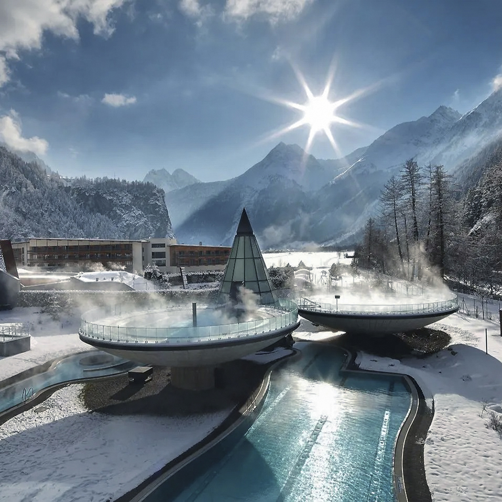Romantische Iglu Übernachtung mit Therme Ötz für 2 (1 Nacht), mydays Erlebnisgutschein, als PDF ausdruckbar oder Versand mit Geschenkverpackung