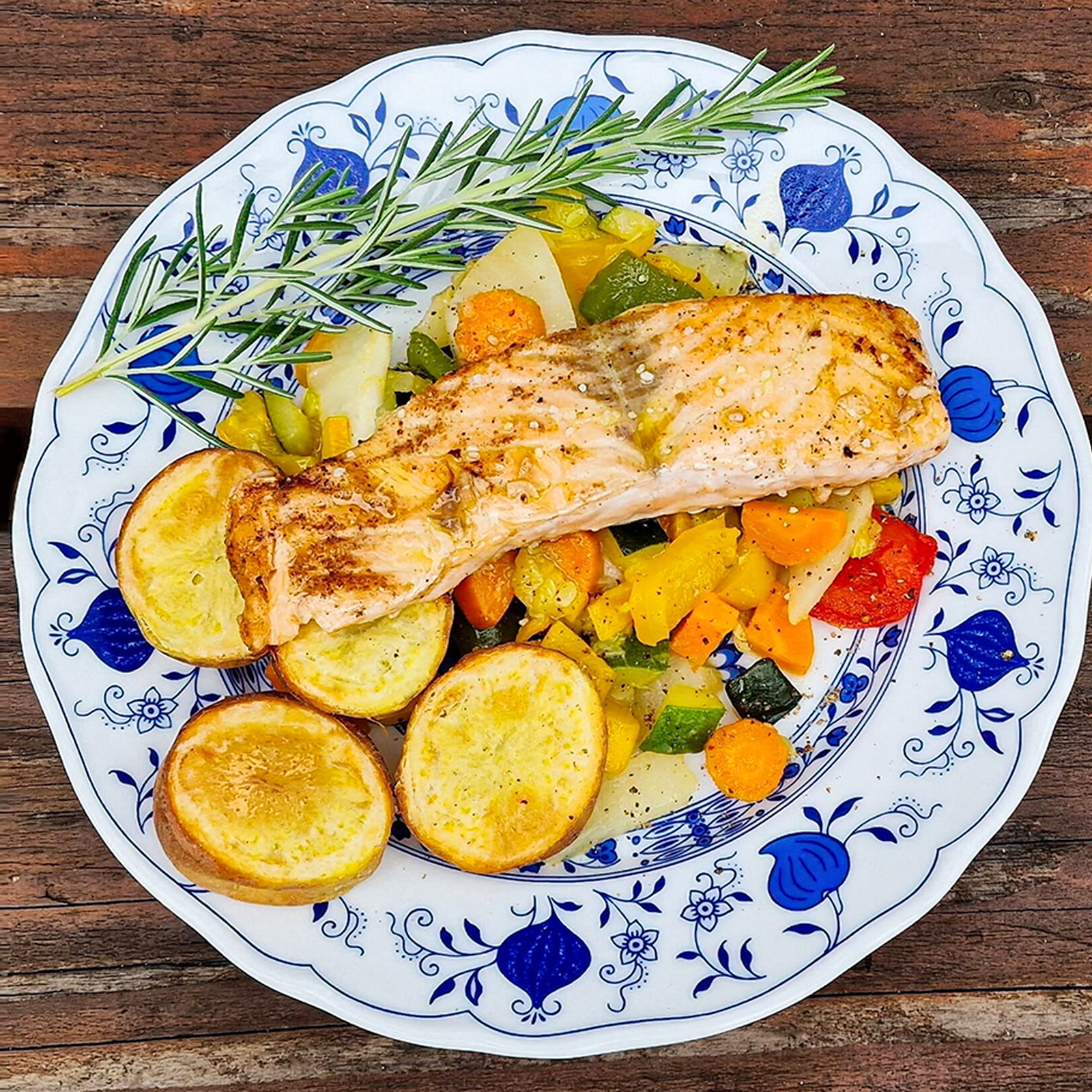 Kräuter Kochkurs Neunkirchen, mydays Erlebnisgutschein, als PDF ausdruckbar oder Versand mit Geschenkverpackung