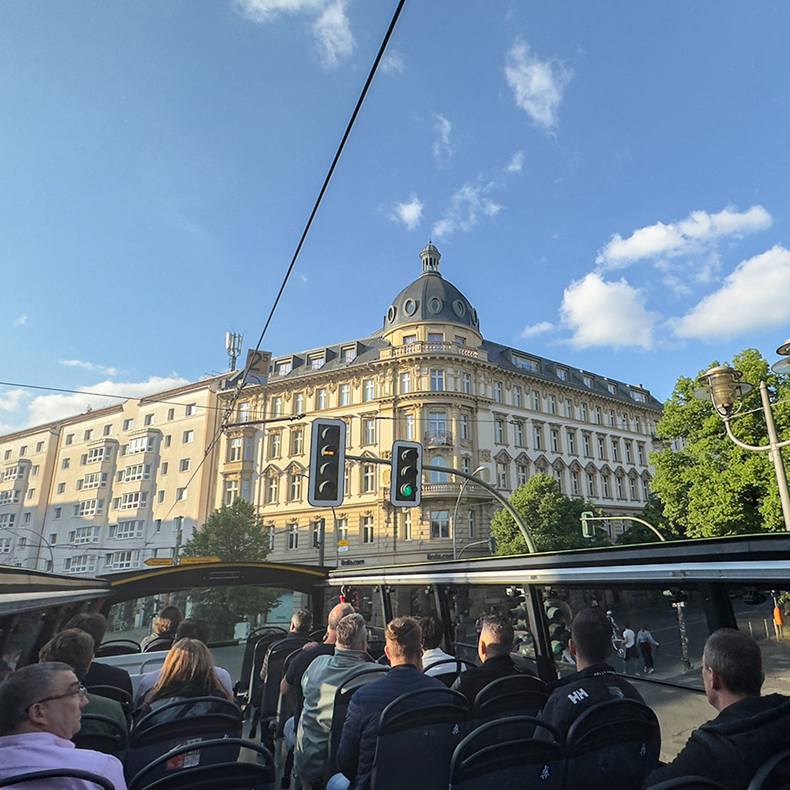 Hop on Hop off Berlin, mydays Erlebnisgutschein, als PDF ausdruckbar oder Versand mit Geschenkverpackung