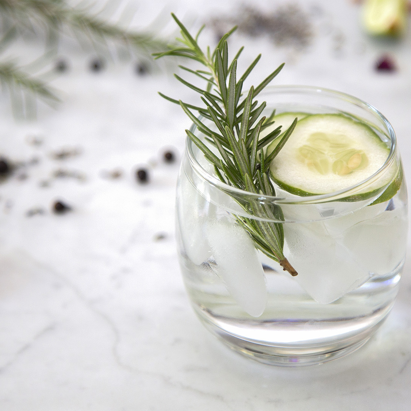 Gin Tasting Bonn, mydays Erlebnisgutschein, als PDF ausdruckbar oder Versand mit Geschenkverpackung