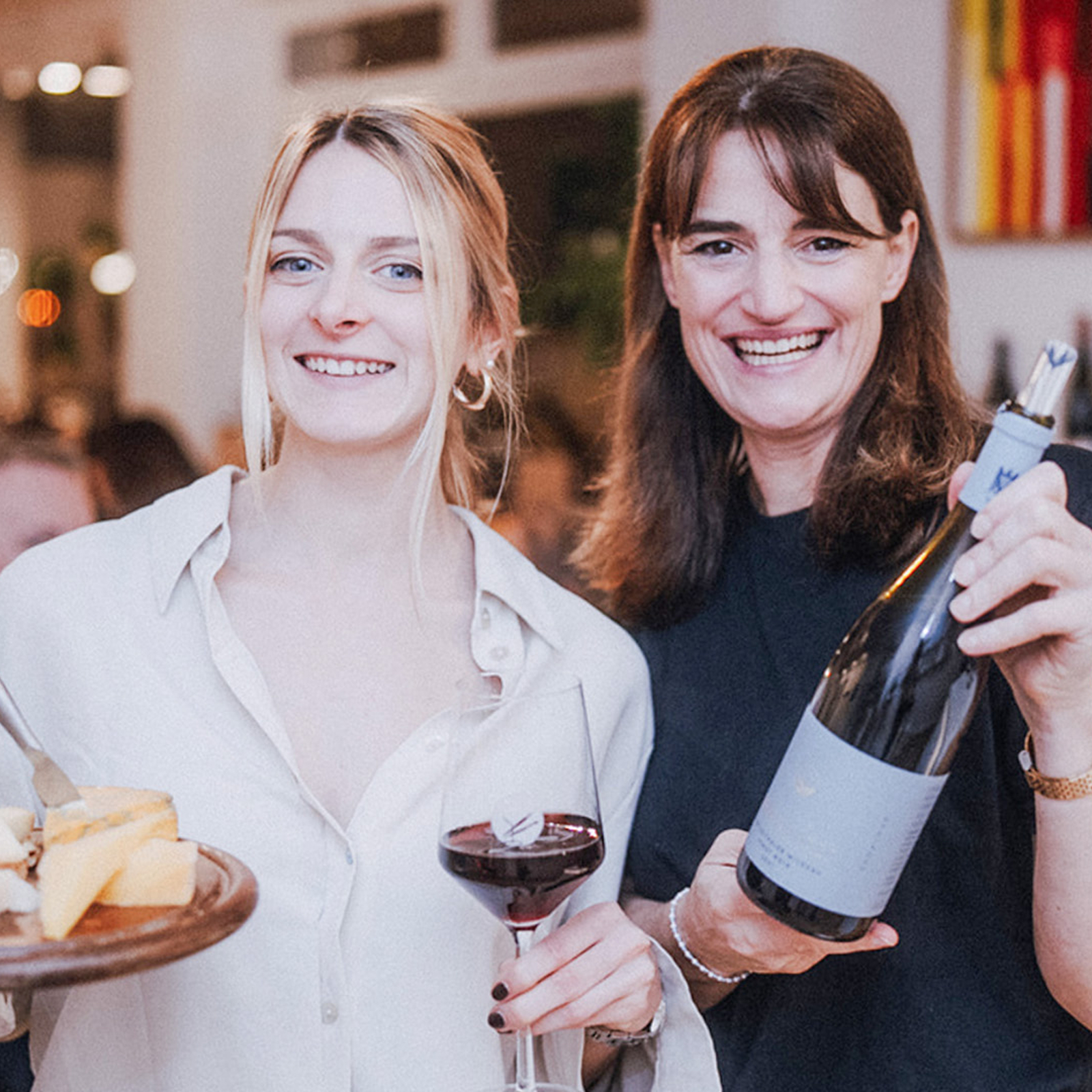 Wein und Käse Tasting Hamburg, mydays Erlebnisgutschein, als PDF ausdruckbar oder Versand mit Geschenkverpackung