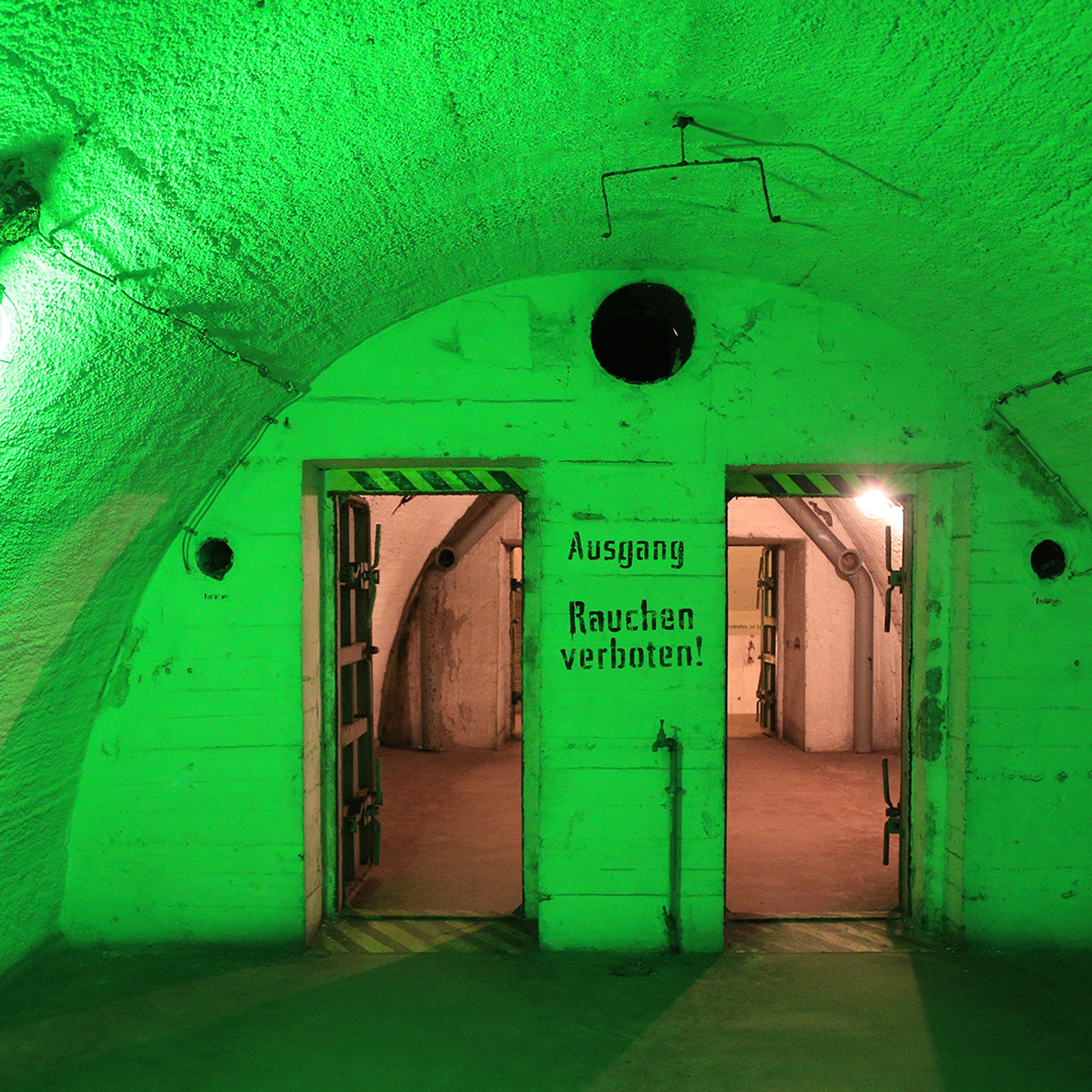 Untergrundtour Ruinen und Bunkeranlage Stettin, mydays Erlebnisgutschein, als PDF ausdruckbar oder Versand mit Geschenkverpackung