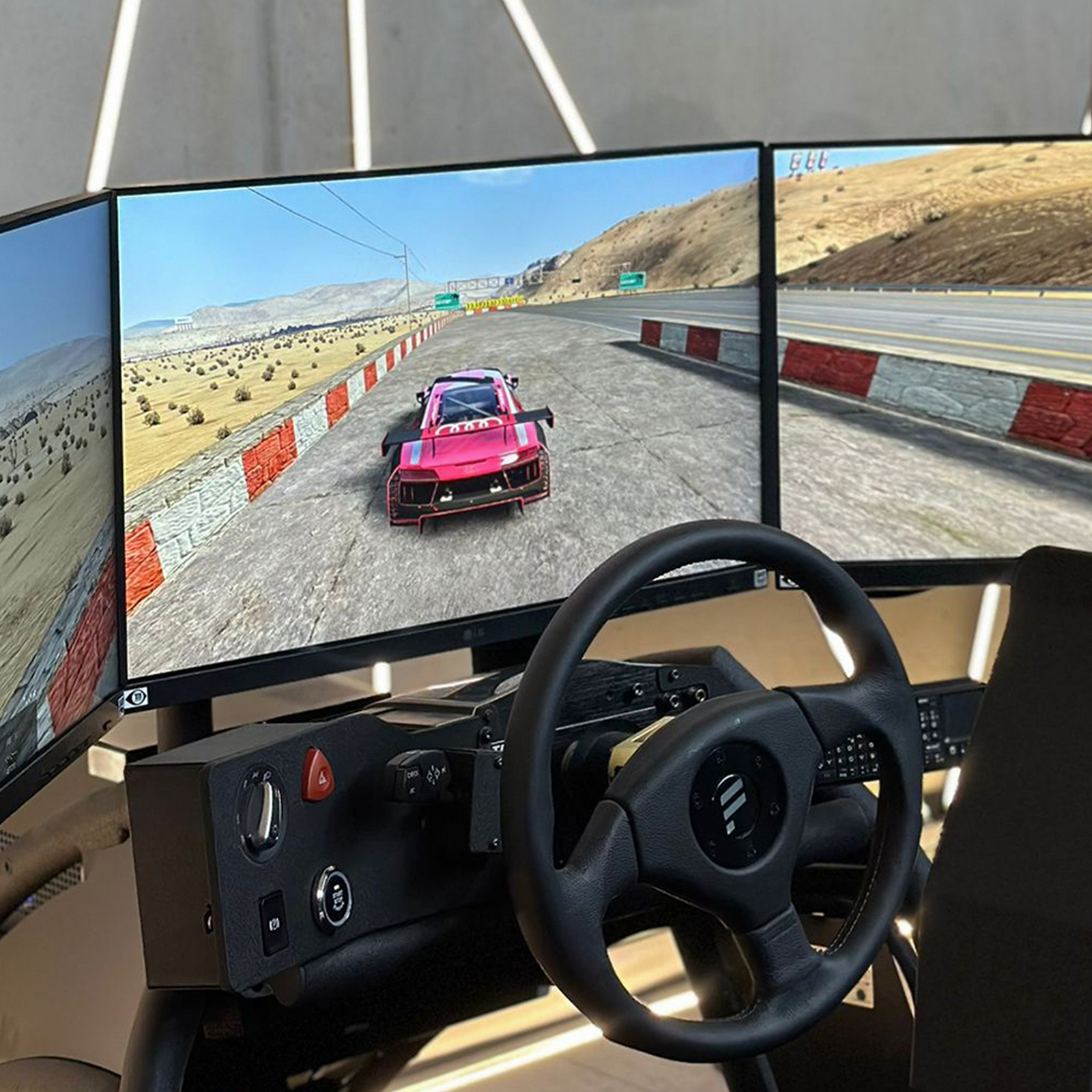 Fahrsimulator Neusäß, mydays Erlebnisgutschein, als PDF ausdruckbar oder Versand mit Geschenkverpackung