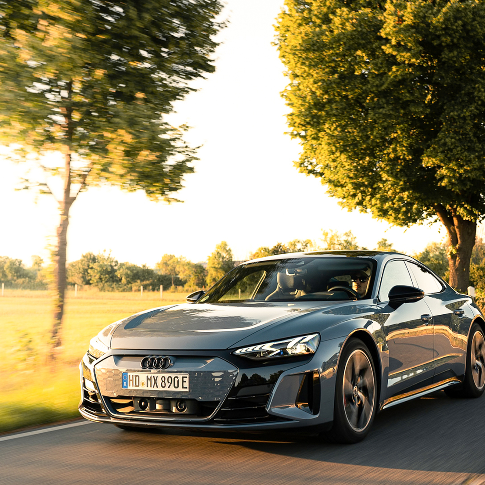 Co-Pilot im Audi RS e-tron GT (3 Std.), mydays Erlebnisgutschein, als PDF ausdruckbar oder Versand mit Geschenkverpackung