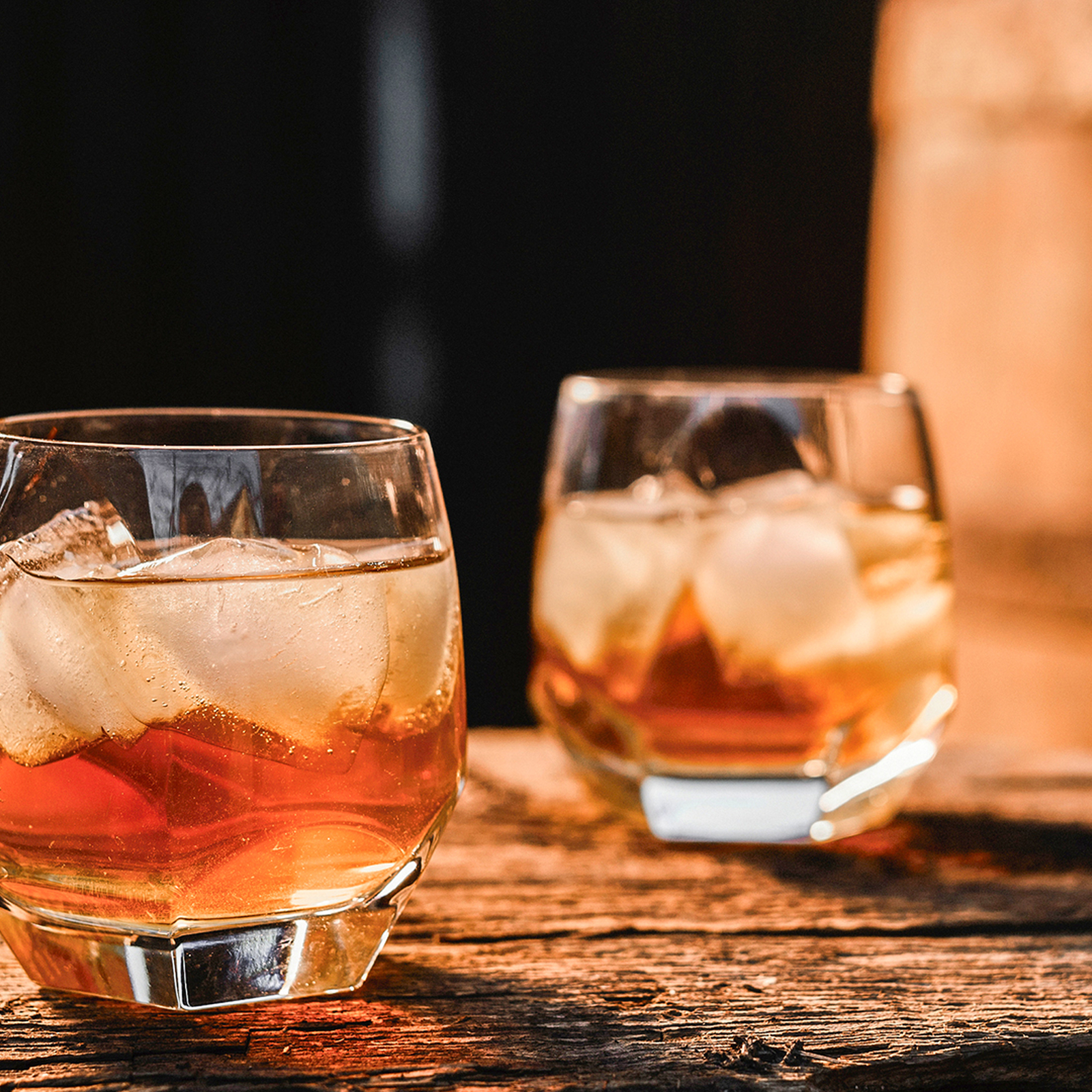 Whisky Tasting Bad Berneck mit 3-Gang-Menü, mydays Erlebnisgutschein, als PDF ausdruckbar oder Versand mit Geschenkverpackung