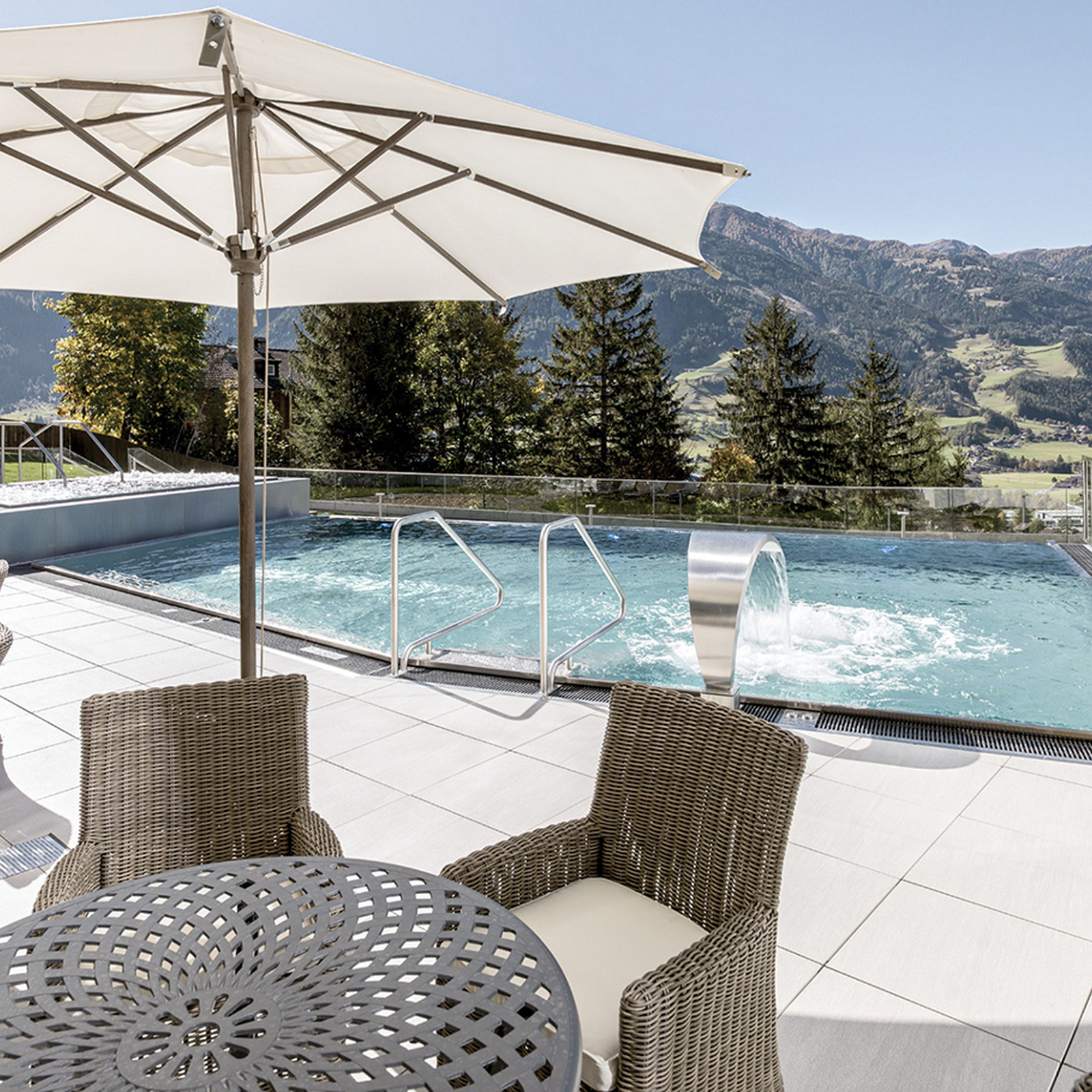 Wellnessurlaub in Tirol für 2 (2 Nächte), mydays Erlebnisgutschein, als PDF ausdruckbar oder Versand mit Geschenkverpackung