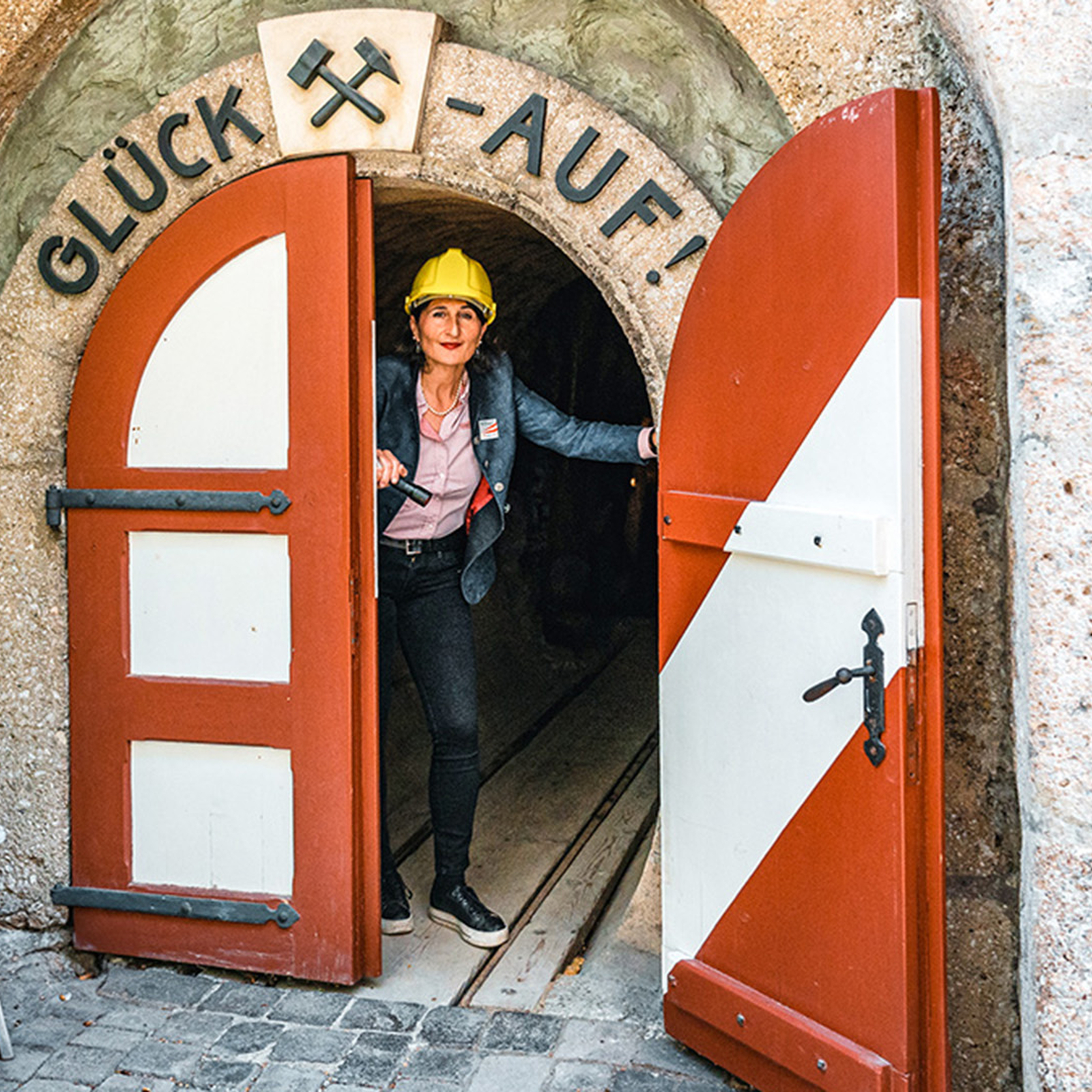 Bergbauführung Hall in Tirol, mydays Erlebnisgutschein, als PDF ausdruckbar oder Versand mit Geschenkverpackung