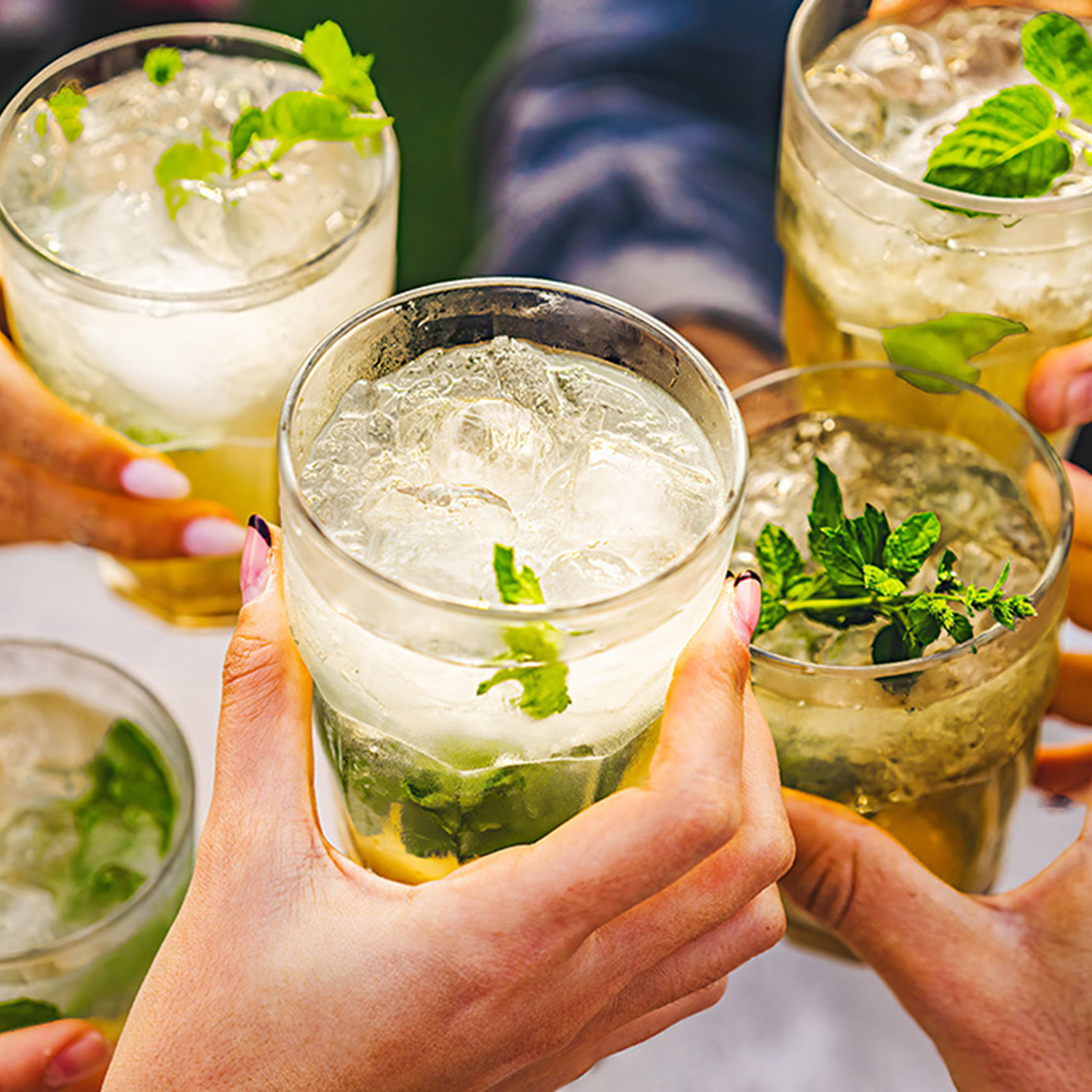 Gin Verkostung Stuttgart für 2, mydays Erlebnisgutschein, als PDF ausdruckbar oder Versand mit Geschenkverpackung
