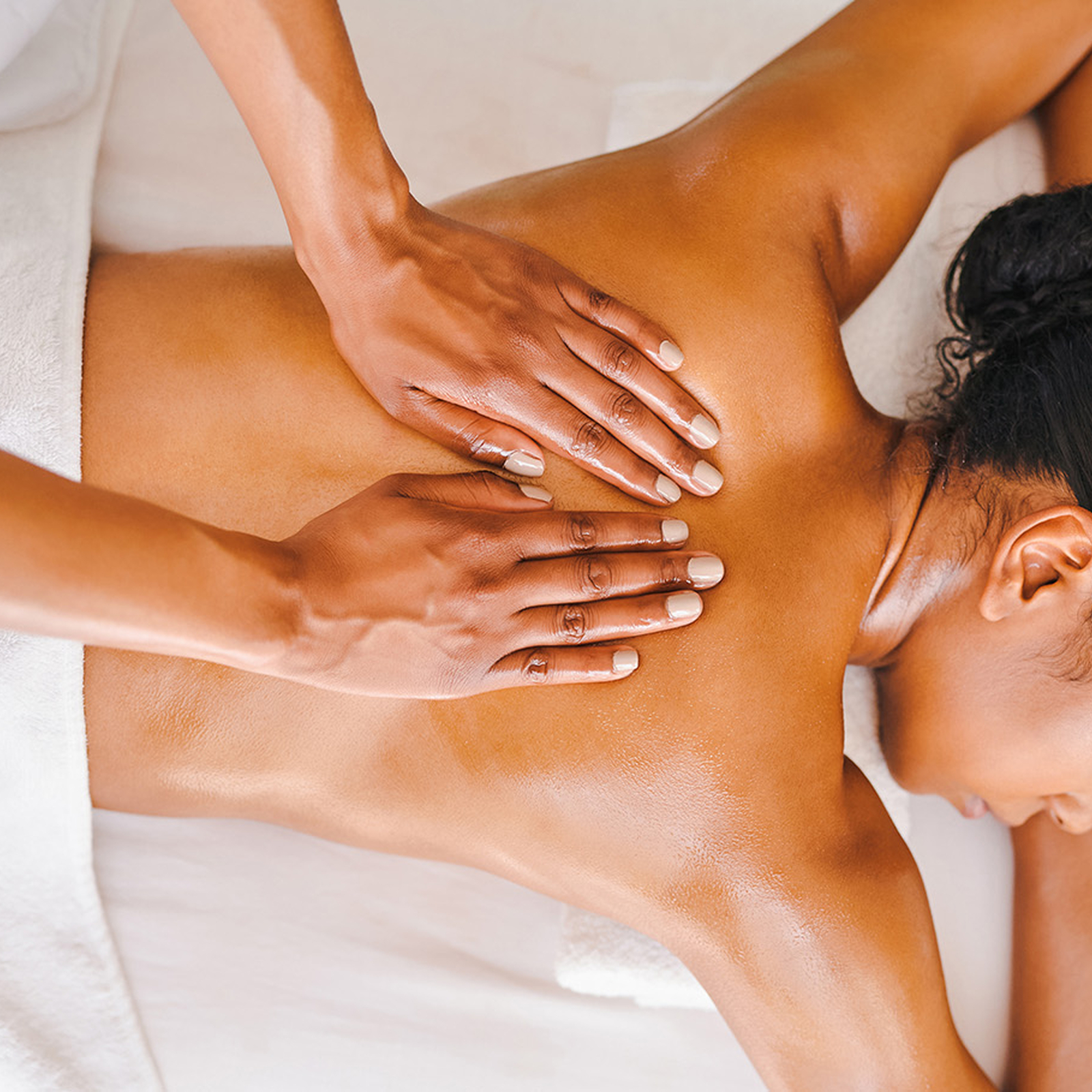 Ayurveda-Massage Ostfildern - Stuttgart, mydays Erlebnisgutschein, als PDF ausdruckbar oder Versand mit Geschenkverpackung