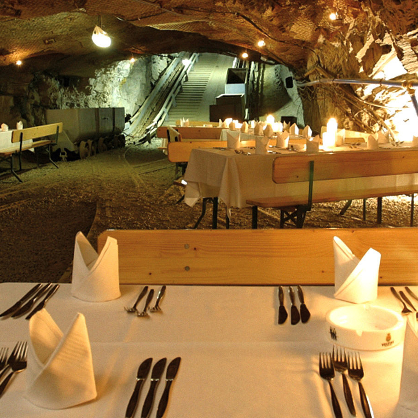 Dinner unter Tage für 2 bei Meschede, mydays Erlebnisgutschein, als PDF ausdruckbar oder Versand mit Geschenkverpackung