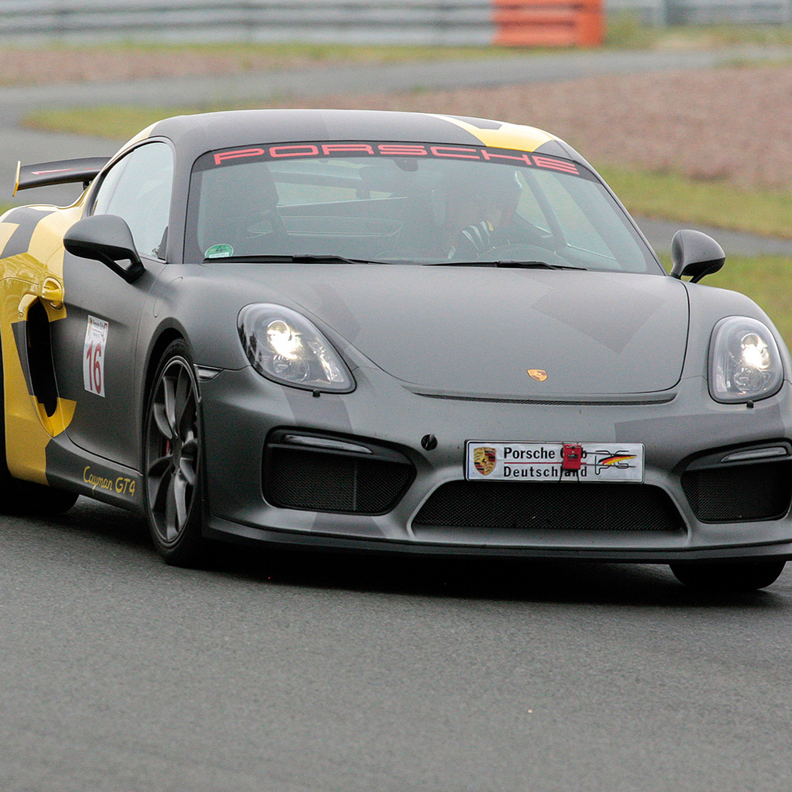 Renntaxi Porsche Cayman GT4 Nürburgring Nordschleife (1 Rd.), mydays Erlebnisgutschein, als PDF ausdruckbar oder Versand mit Geschenkverpackung