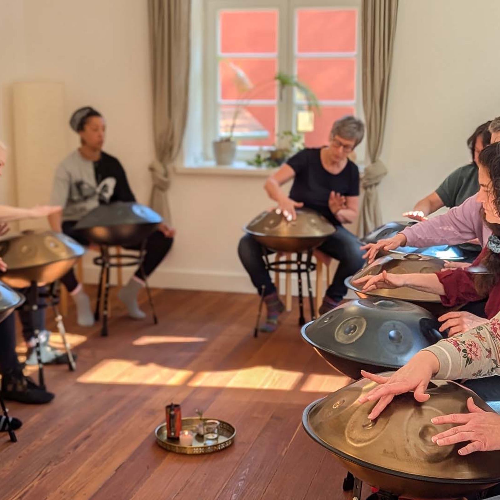 Handpan Workshop Imsweiler, mydays Erlebnisgutschein, als PDF ausdruckbar oder Versand mit Geschenkverpackung