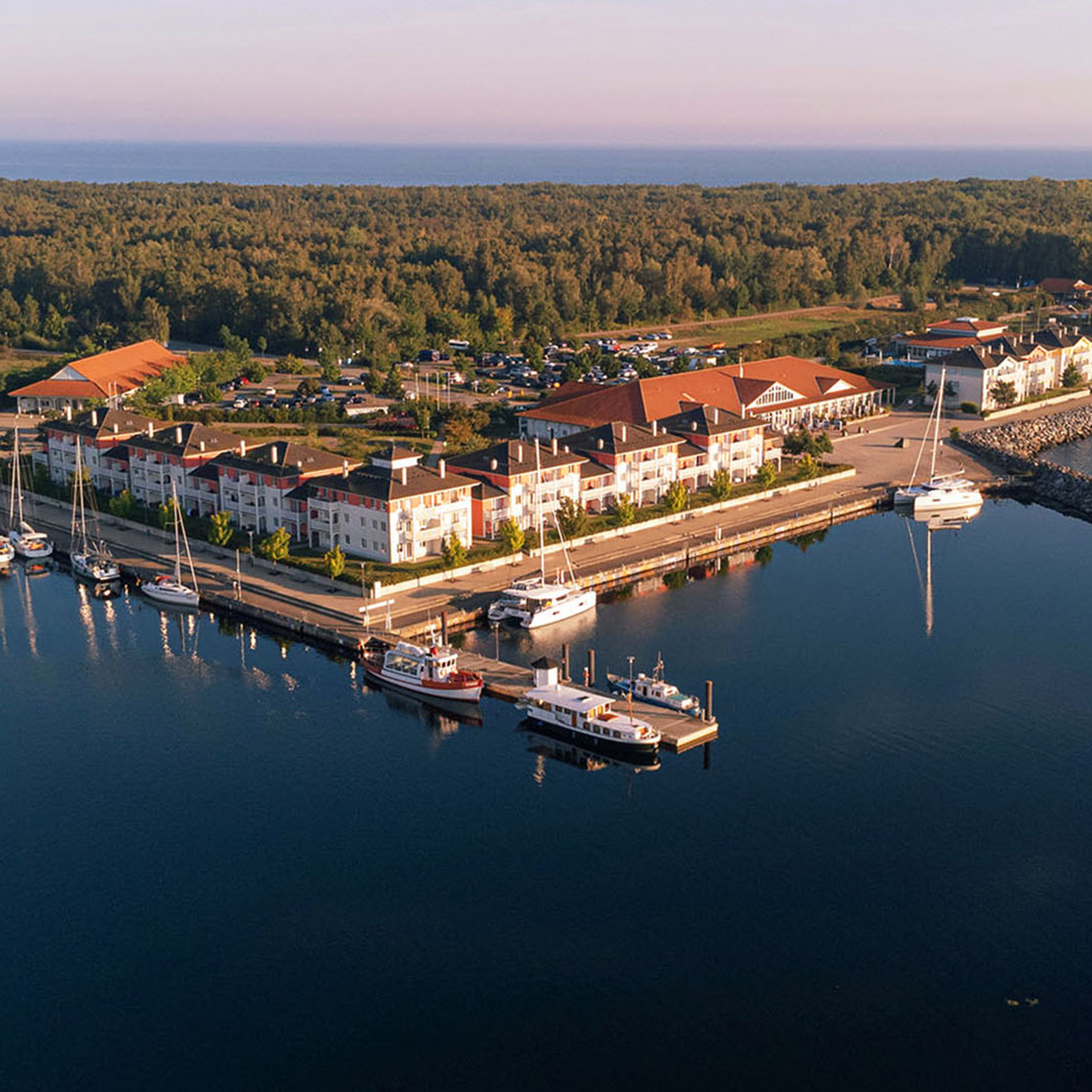 Familienurlaub an der Küste von Boltenhagen (2 Nächte), mydays Erlebnisgutschein, als PDF ausdruckbar oder Versand mit Geschenkverpackung