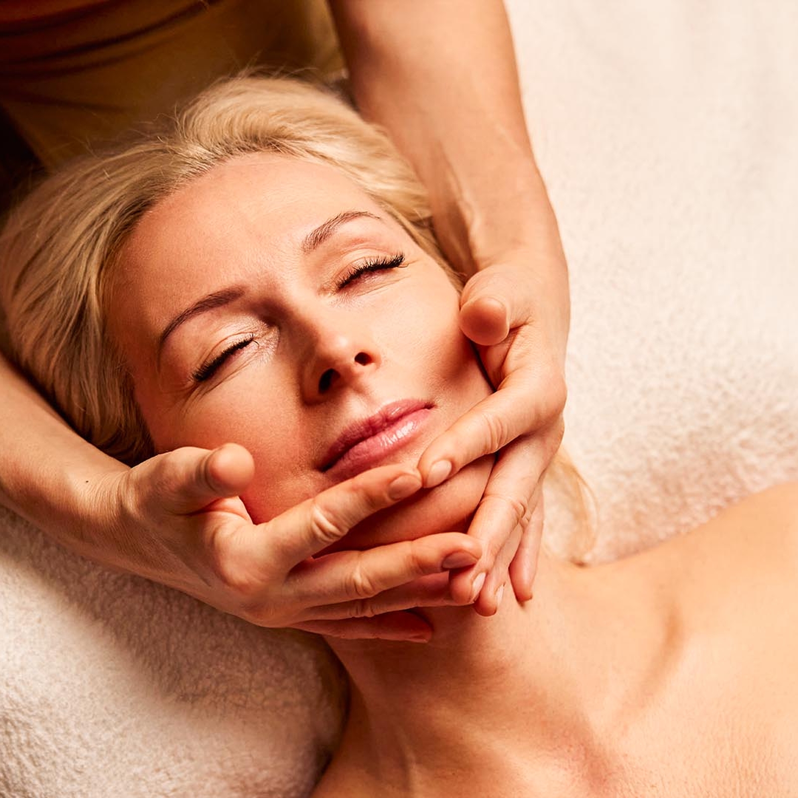 Wellness für Frauen Osnabrück, mydays Erlebnisgutschein, als PDF ausdruckbar oder Versand mit Geschenkverpackung