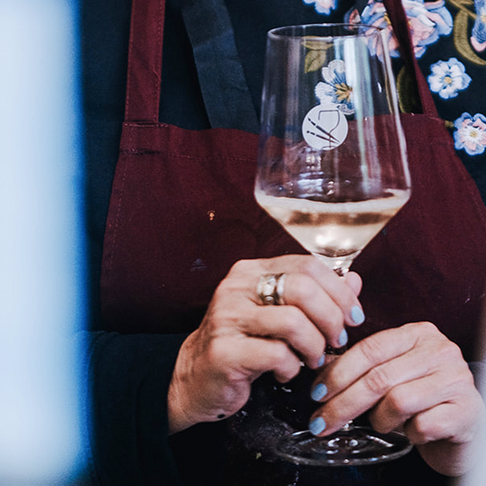Wine, Paint & Piano Berlin, mydays Erlebnisgutschein, als PDF ausdruckbar oder Versand mit Geschenkverpackung