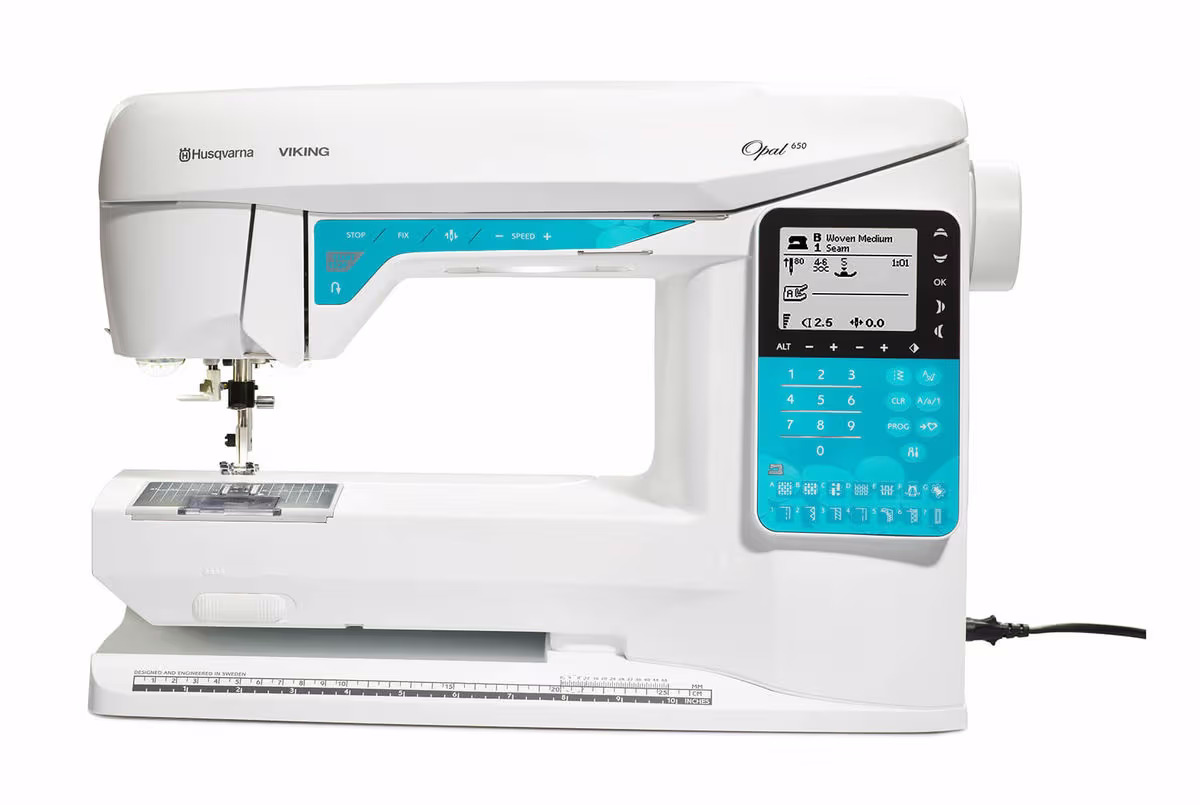 Husqvarna Viking Opal 650 Nähmaschine – weiss