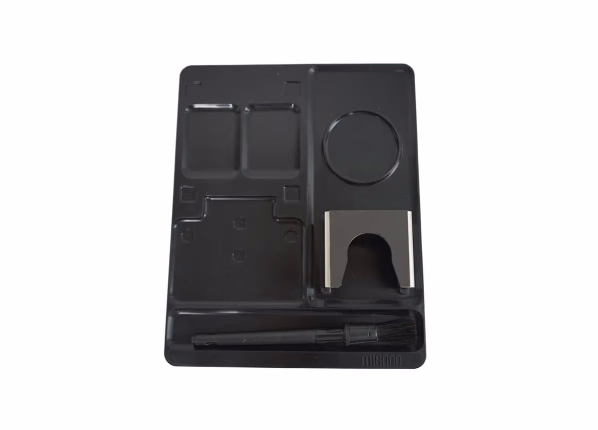 Eureka Mignon Mat Kit / Silikonmatte, Tamperbase, Pinsel Silikonmatte – Siebträgermaschine Zubehör – schwarz