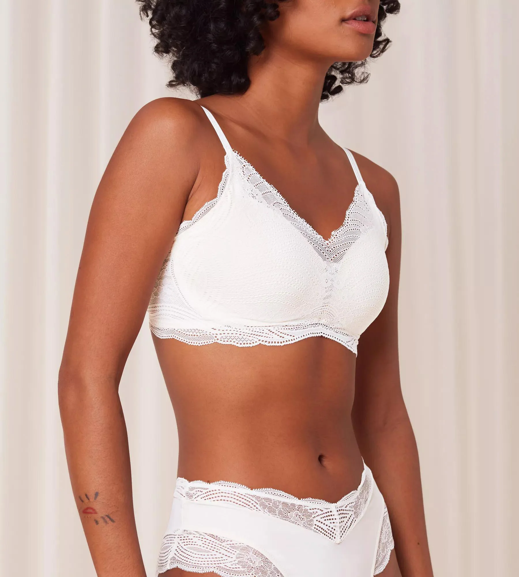 Triumph Lift Smart BüGellos-Bh, Spitzen-Optik, FüR Damen, Weiß, 01