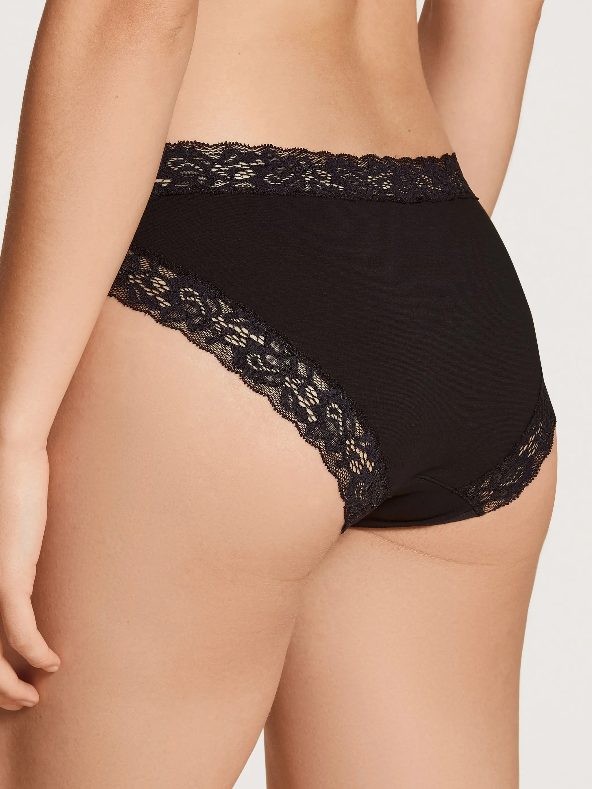Calida Natural Comfort Lace Slip, Spitzen-Details, FüR Damen, Schwarz, XS