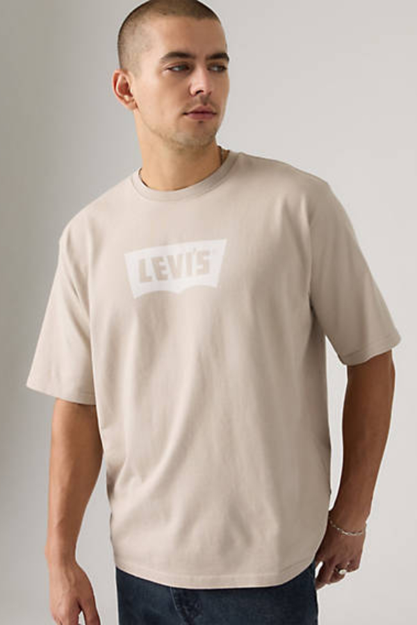 Levi's Half Sleeve Tee In Neutral