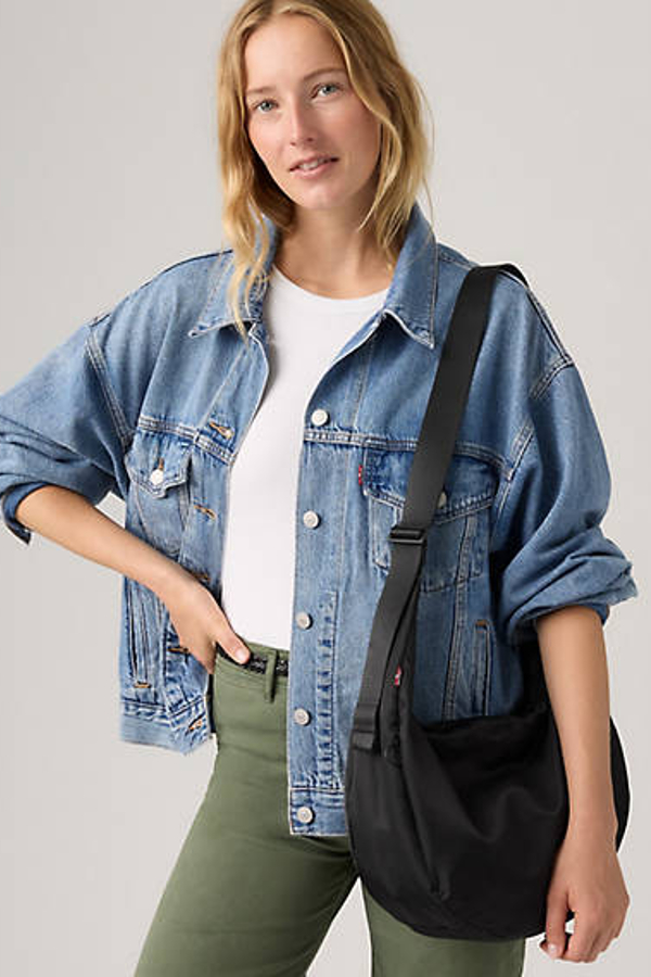 Levi's Brooklyn Medium Shoulderbag In Black
