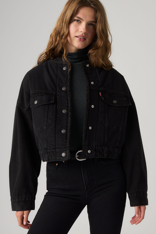 Levi's Kragenlose Cropped Sherpa Trucker - Damen - Schwarz / Schwarz