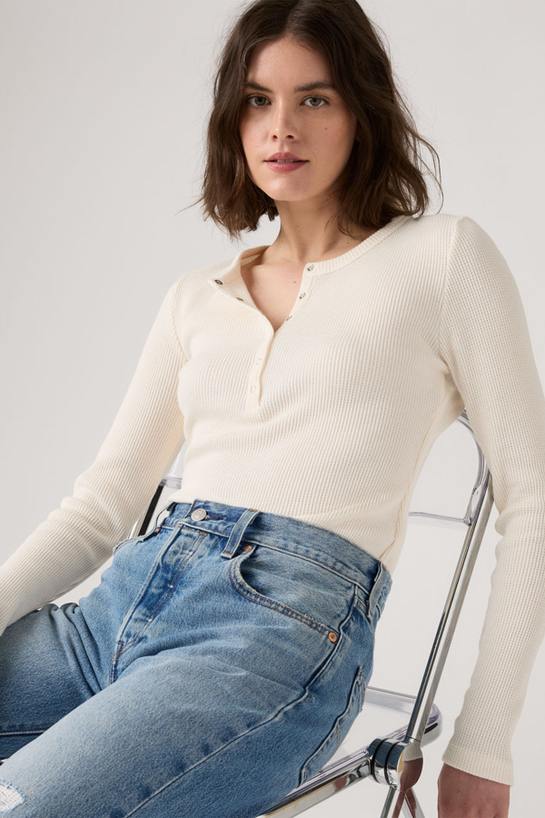 Levi' Dry Goods T Shirt À Col Tunisien Gaufré Femme Neutral / Gardenia