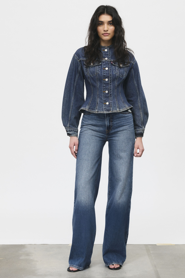 Levi's Sculpted Trucker Jacket - Women's - S -