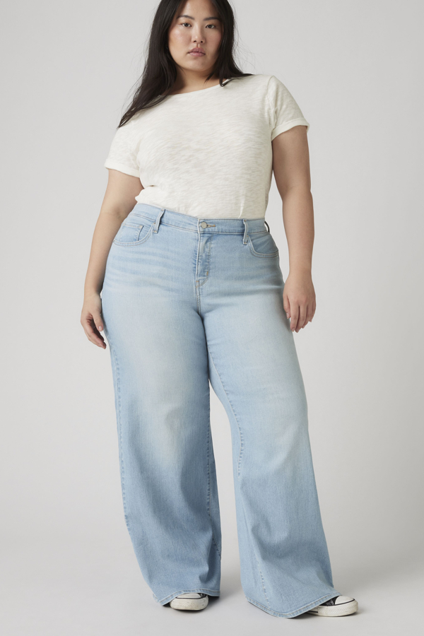 Levi's 318 Shaping Wide Leg Jeans (Plus Size) - Women's - 20M -
