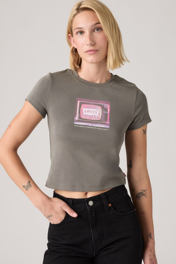 Levi's Graphic Essential Baby Tee - Women's - M -