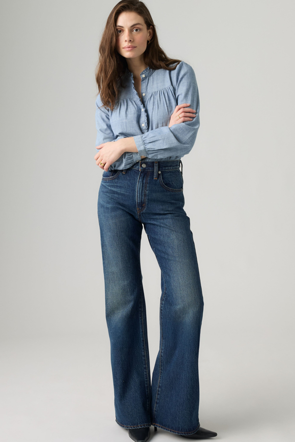 Levi's Cinch Flare jeans - Women's - 26X30 -