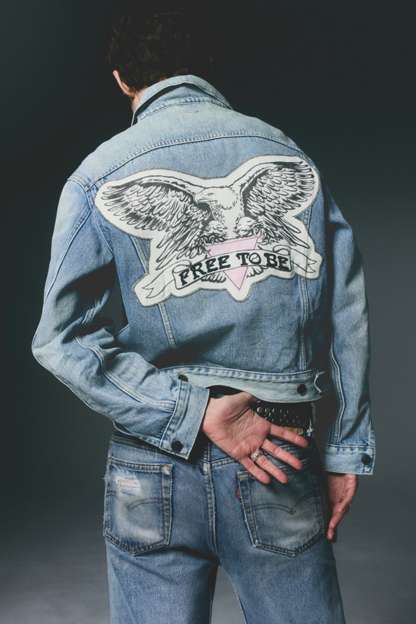 Levi's Pride Road Worn Trucker Jacket - Men's - XL -