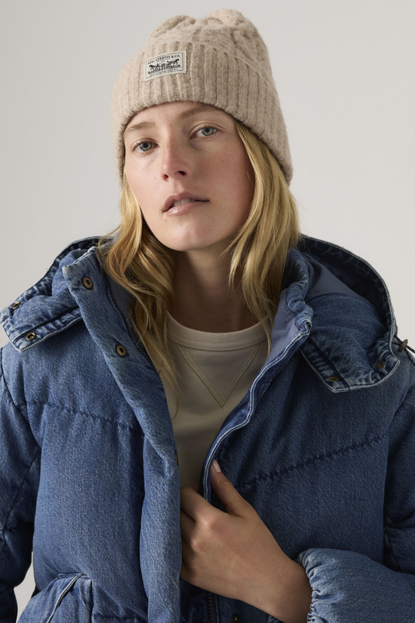 Levi's Kabelgebreide beanie voor de feestdagen met patch achteraan - Women's - One Size -