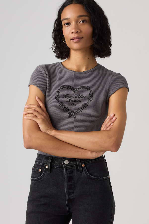 Camiseta Graphic Waffle - Mujer - L - Negro / True Blue Rope Heart Smoked Pearl